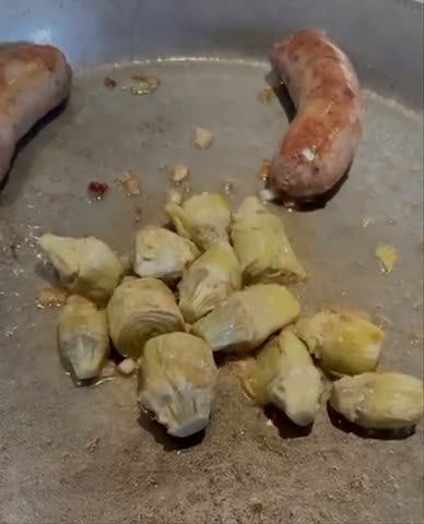 Foto del paso 2 de la receta: Arroz de embutido de la marina