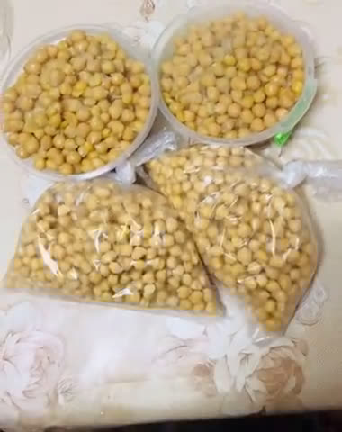 صورة لخطوة 3 من وصفة تفريز الحمص مسلوق وحب غير مسلوق