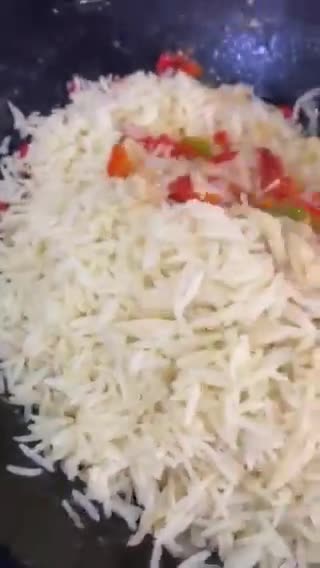 A picture of step 6 of Shrimp stir fried rice.