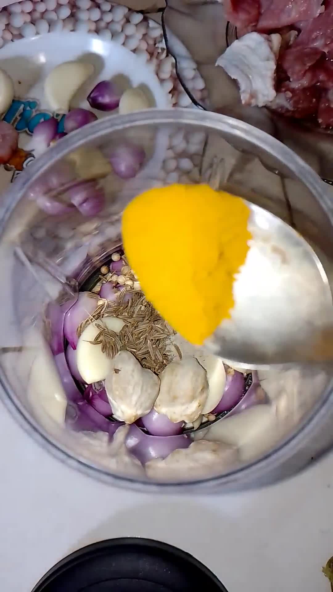Foto langkah ke 2 dari resep Rawon Daging & Tetelan Sapi.