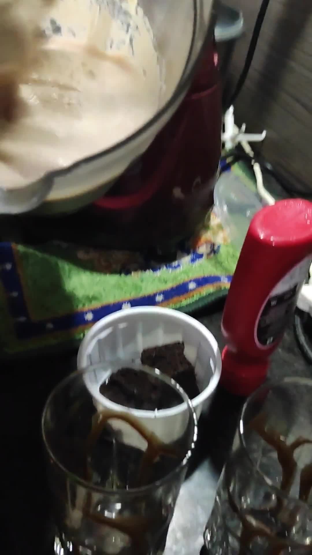 हर्षे कोल्ड कॉफ़ी रेसिपी चरण 4 फोटो