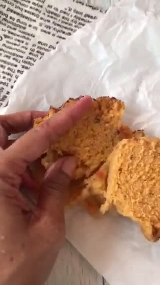 Foto langkah ke 5 dari resep Bolu Kukus Pepaya.