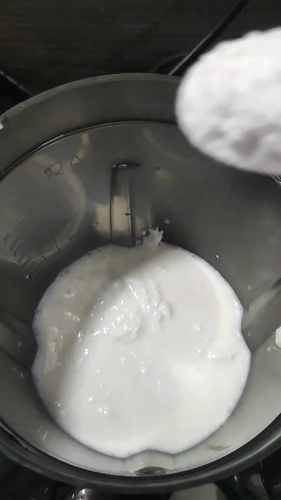 हर्षे कोल्ड कॉफ़ी रेसिपी चरण 1 फोटो