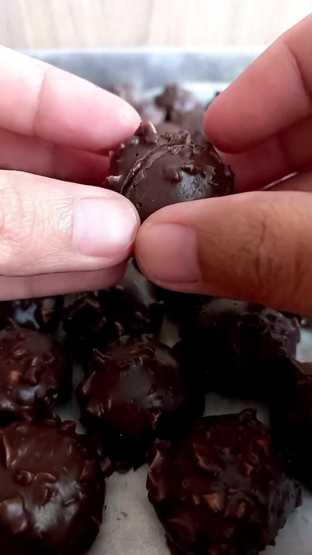 Foto langkah ke 4 dari resep Chocolate peanut cookies.