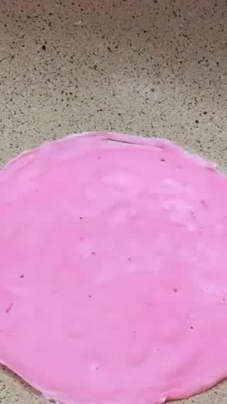 Foto langkah ke 5 dari resep Dadar Gulung Pisang Simple.