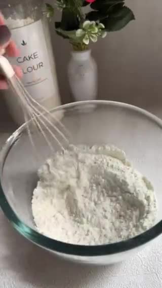Foto langkah ke 1 dari resep Cake Potong.