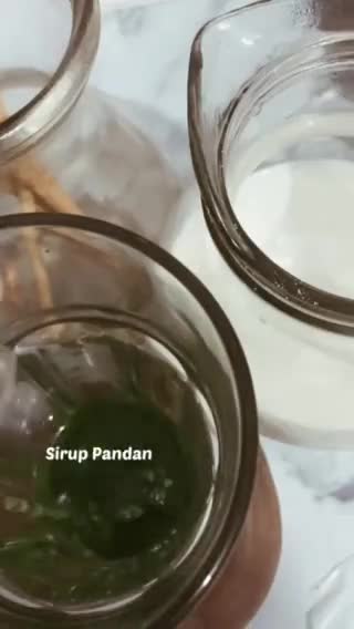 Foto langkah ke 1 dari resep Es Kopi Susu Pandan / Es Kopi Klepon.