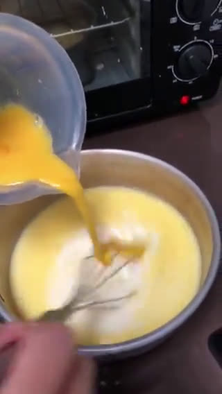 Foto langkah ke 3 dari resep BREAD PUDDING ❤️‍🔥.