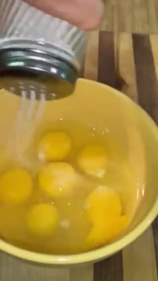 Foto del paso 3 de la receta: Sopitas con Huevo #diademuertos #lacocinadeconsuelo