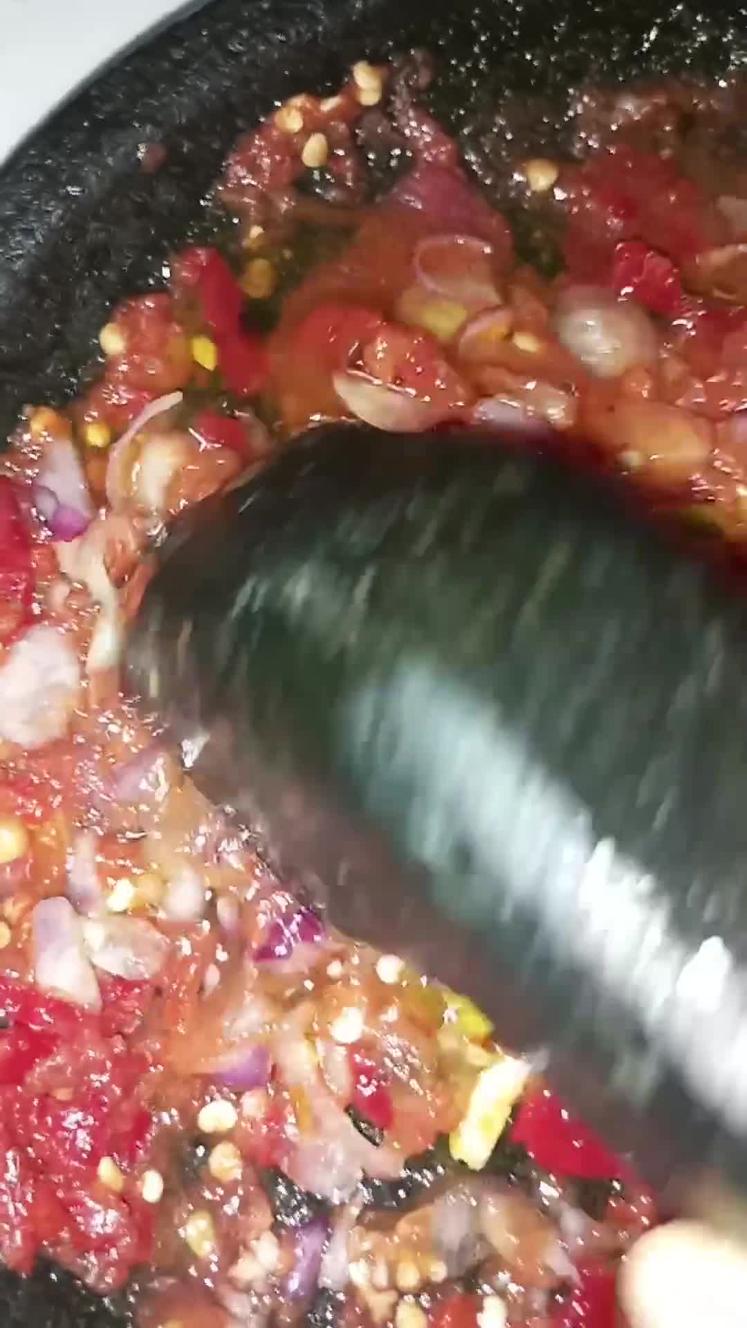Foto langkah ke 5 dari resep Sambal Matah ala Bu Tien Soeharto.