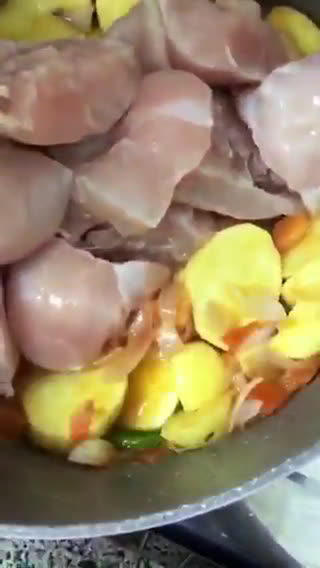 صورة لخطوة 3 من وصفة مجبوس بطريقتي 💕👩‍🍳
