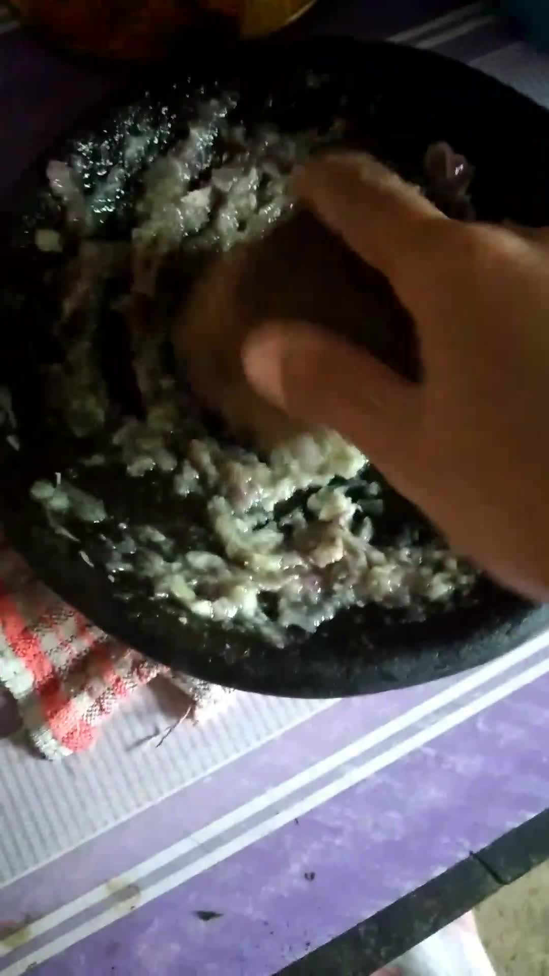 Foto langkah ke 6 dari resep Sayur Bobor Tahu Putih dan Selada Air.