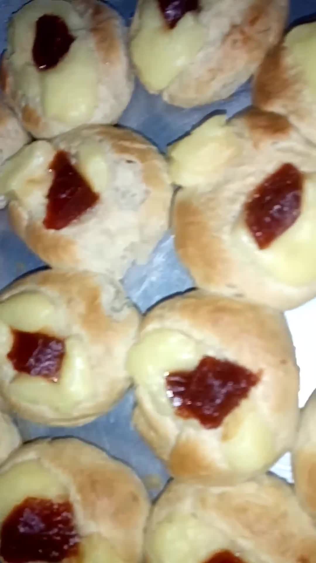 Foto del paso 12 de la receta: Facturas fáciles con crema pastelera y membrillo
