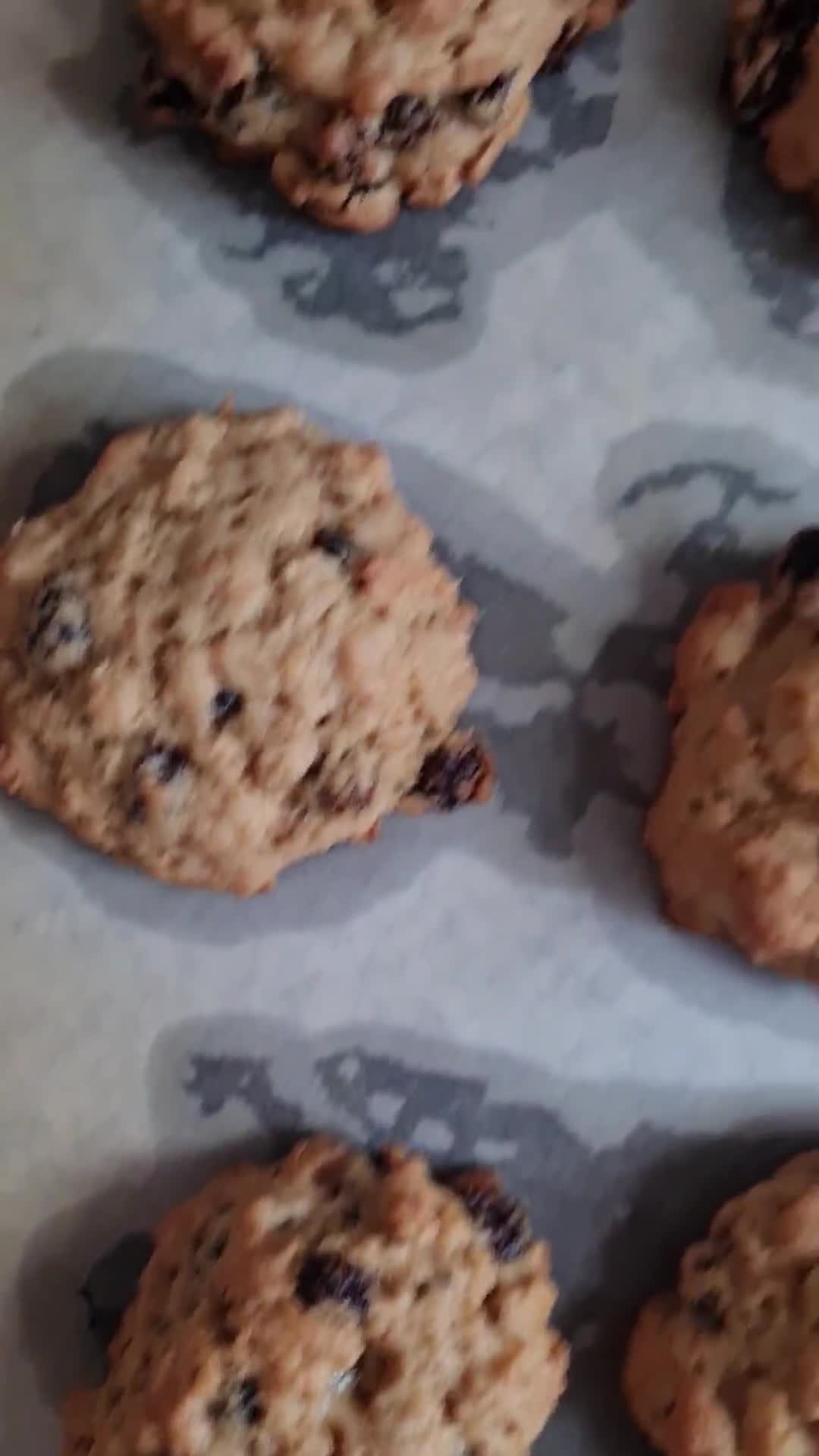 Foto del paso 4 de la receta: Galletas de avena y pasas estilo Levain Bakery® "Oatmeal raisin cookies" 🇺🇸