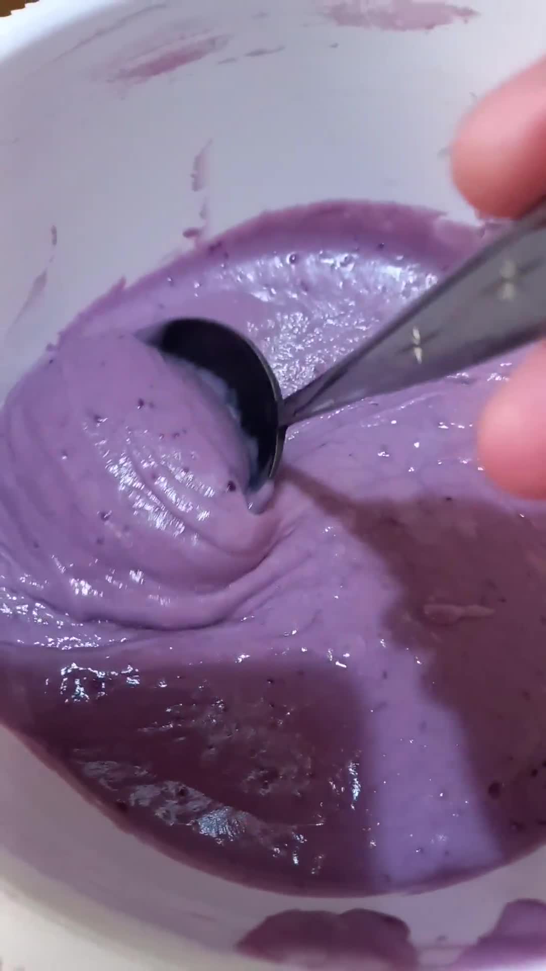 Foto langkah ke 4 dari resep Kue Moho Ubi Ungu.