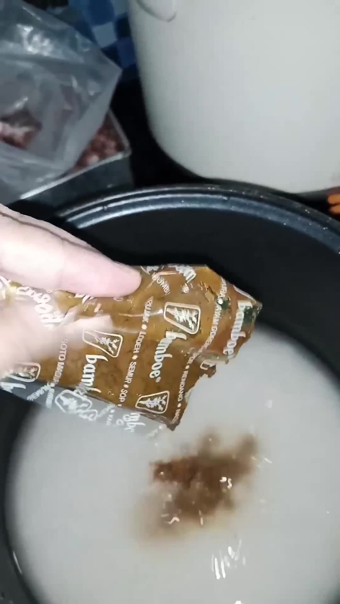 Foto langkah ke 1 dari resep Nasi Uduk Kemangi.