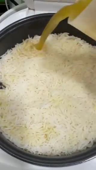 Gambar langkah 14 resipi Nasi Maqlubah Kambing & Terung (Set Lengkap).