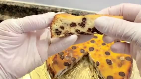 Foto del paso 15 de la receta: Tarta de queso ricotta con pepitas de chocolate