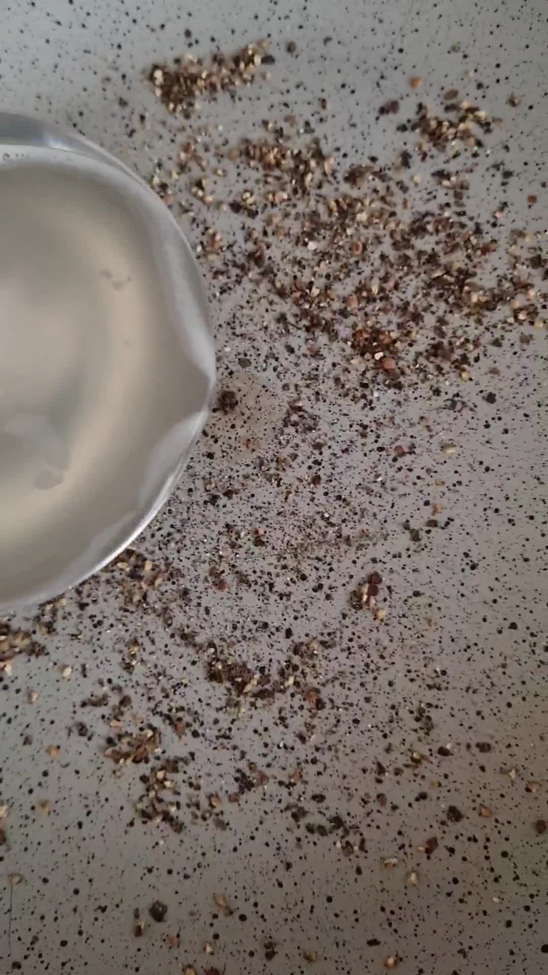 Foto del paso 5 de la receta: Spaghetti cacio e pepe 🇮🇹 Espaguetis con queso y pimienta negra 🍝