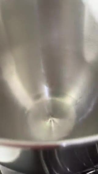 صورة لخطوة 1 من وصفة كيكه عاديه