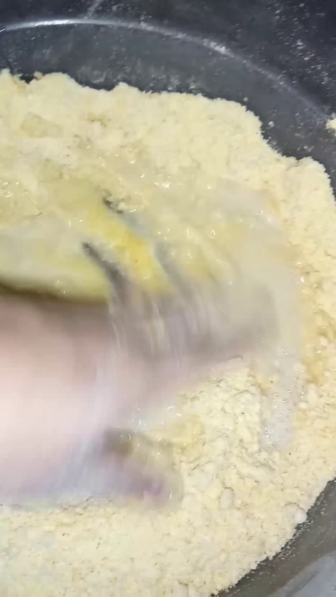 Foto del paso 3 de la receta: Torta a la sartén con polenta