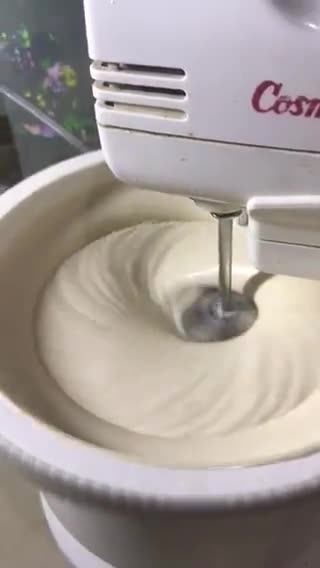 Foto langkah ke 1 dari resep Cake Kopi Putih Telur.