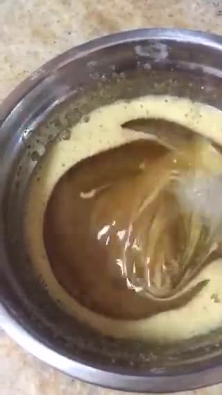 Foto del paso 2 de la receta: Galletitas integrales con miel y canela bañadas