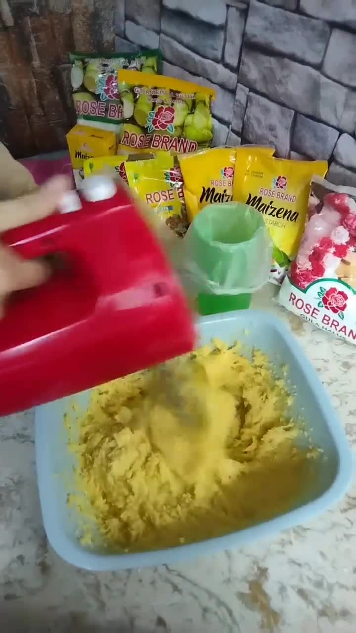 Foto langkah ke 3 dari resep (534) Soes Original (Vla Susu).
