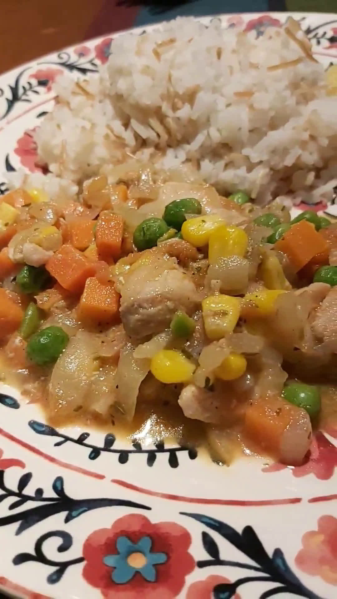 Foto del paso 3 de la receta: Salteado de pollo! Receta rápida #recetasconpollo #Cookpad