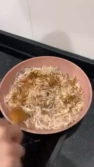 صورة لخطوة 1 من وصفة خلية المسخن بالدجاج 😍