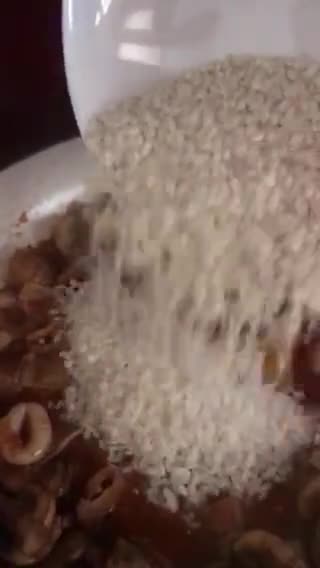 Foto del paso 17 de la receta: Paella de marisco en sartén, con caldo dashi, (Japón), paso a paso