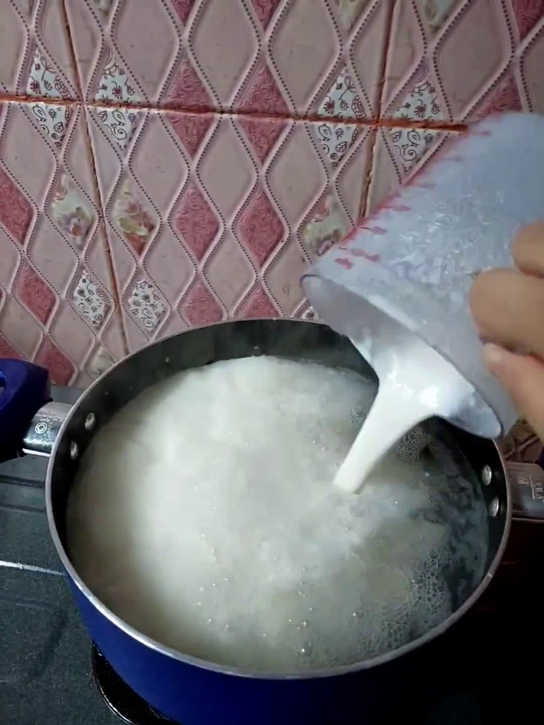 Foto langkah ke 4 dari resep Puding Milo.