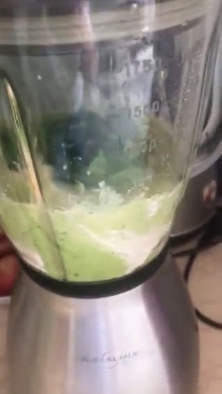 Foto del paso 2 de la receta: Panqueques de acelga