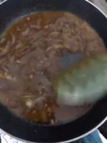 A picture of step 7 of Beef Chilli.