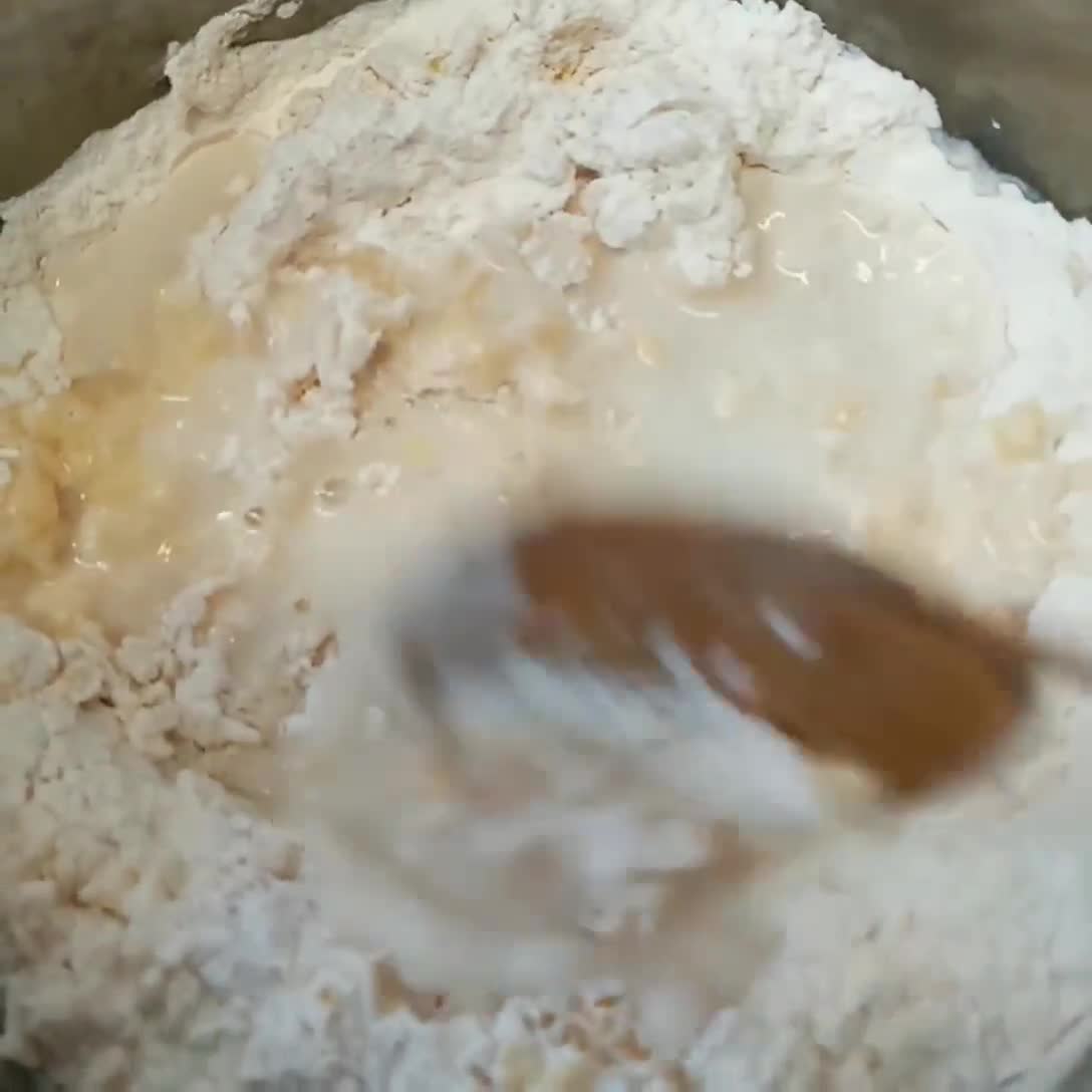 Foto langkah ke 2 dari resep Geprek Pisang Chocochips.