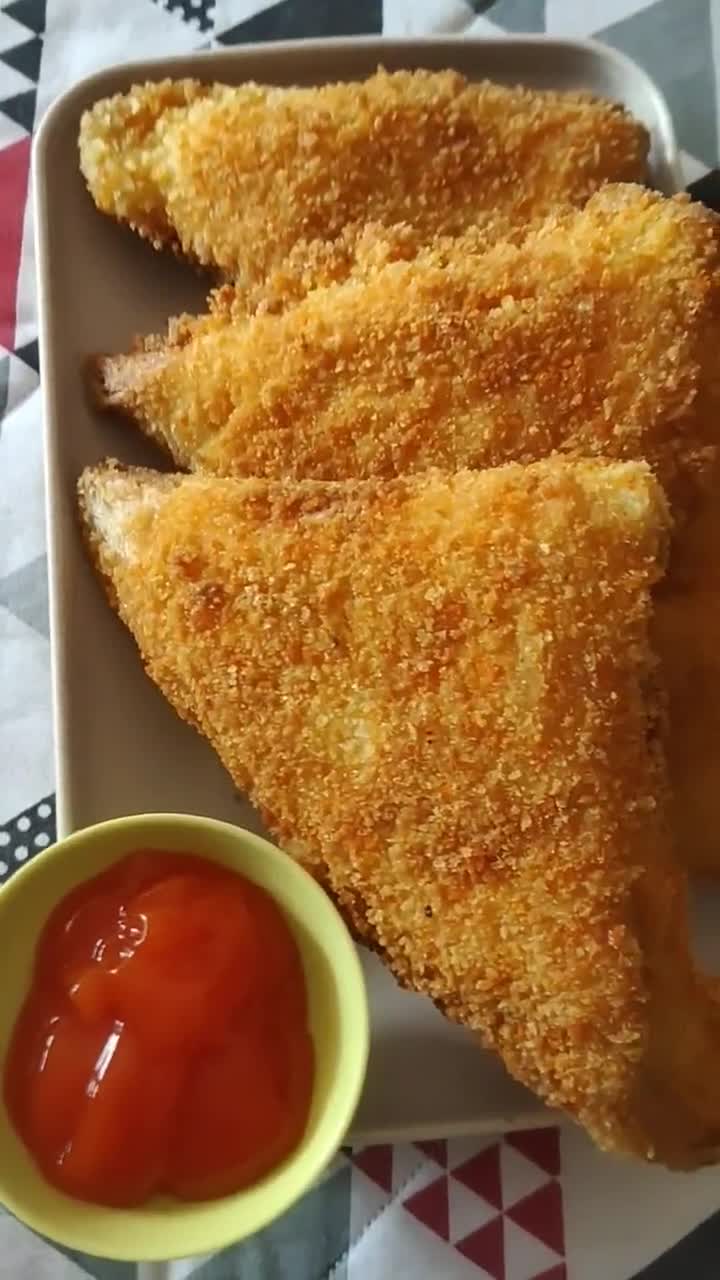 Foto langkah ke 5 dari resep Sandwich goreng.