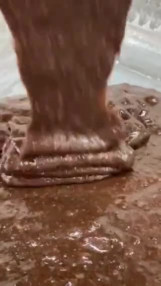 Фото кроку 3 до Шоколадний бісквіт з вишневим соусом та 🍫.