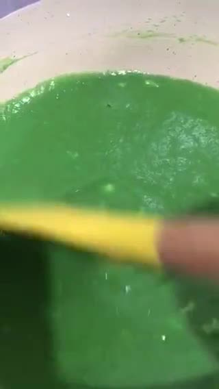 Foto langkah ke 4 dari resep Khanom Pang Sangkaya (Pandan Custard Bread ala Thailand).
