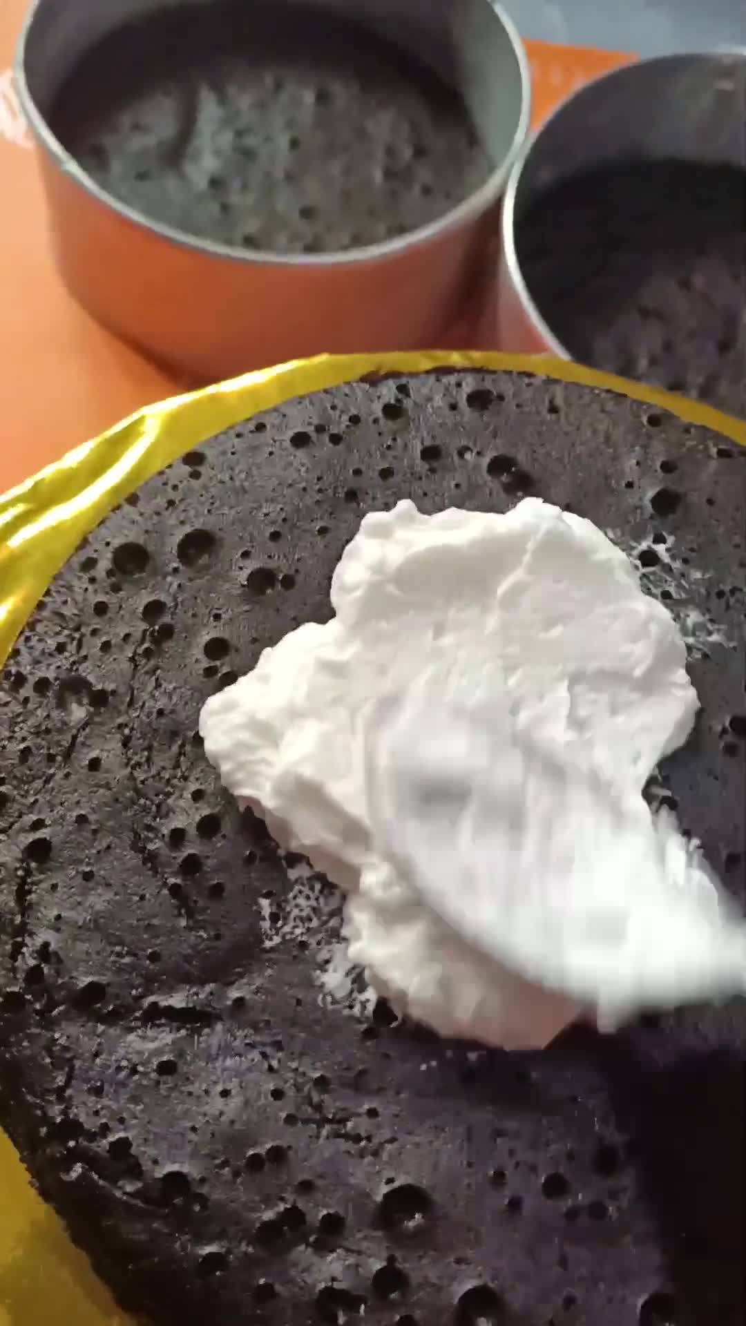 Foto langkah ke 1 dari resep Cake Ultah Kupu-kupu.