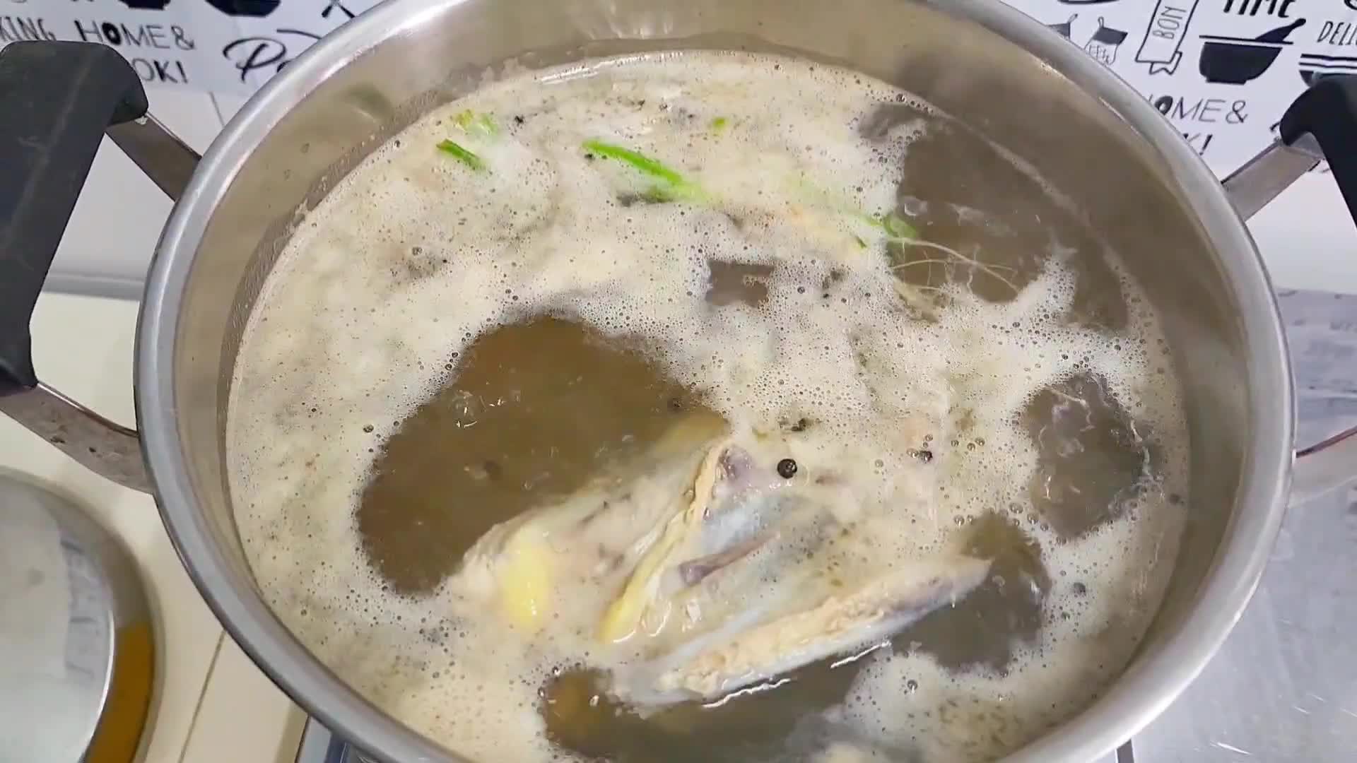 รูปขั้นตอนการทำที่ 1 ของ ก๋วยจั๊บญวน