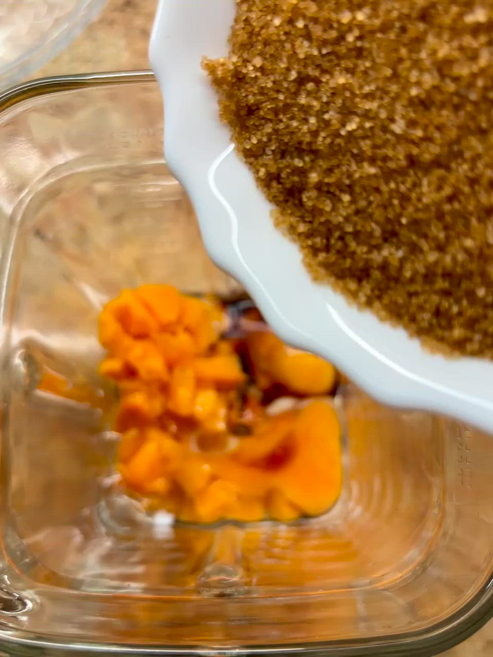 Foto del paso 2 de la receta: 🧡Muffins de Calabaza con chips de chocolate