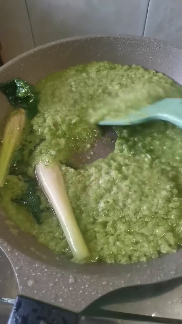 Gambar langkah 2 resipi Udang Masak Tempoyak.