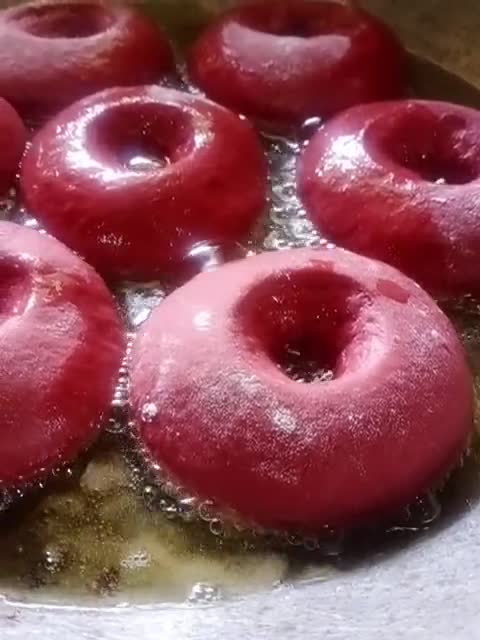 Gambar langkah 11 resipi Donat Red Velvet "Beetroot"(Ubi Bit).