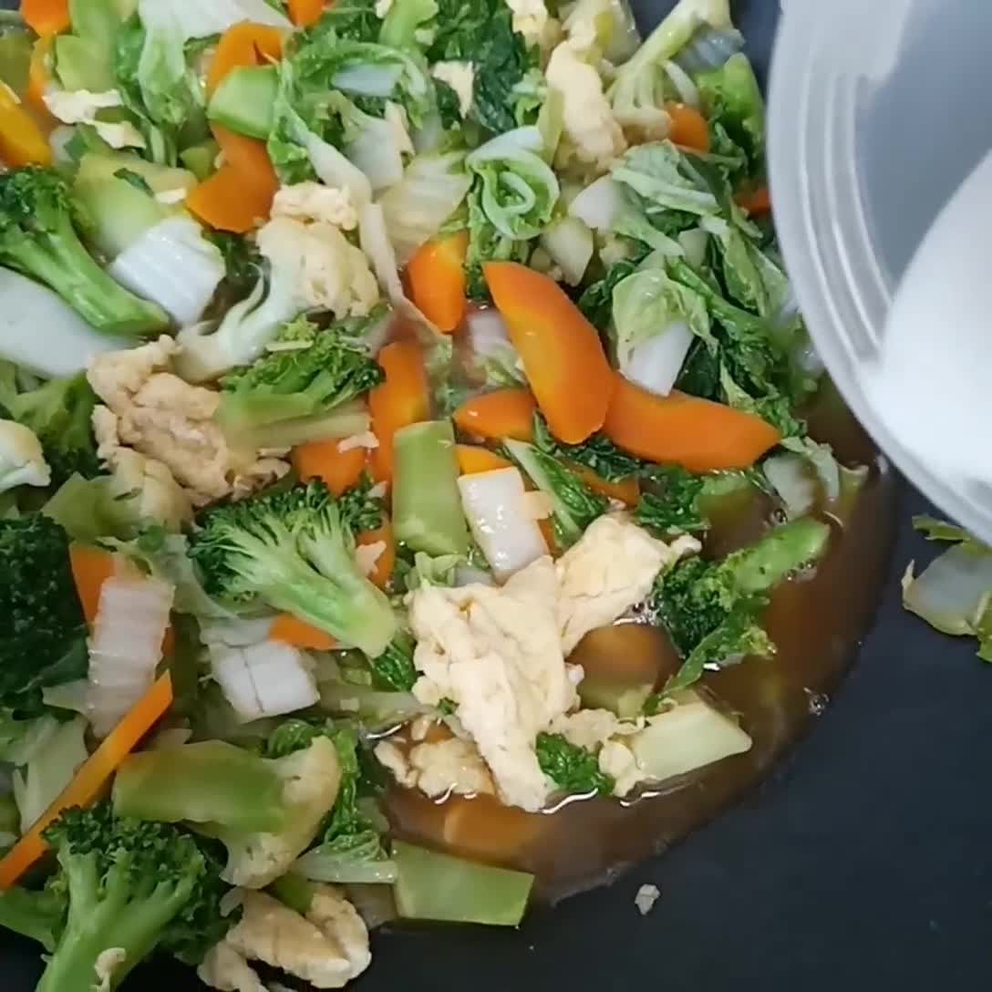 Foto langkah ke 5 dari resep Capcay Saus Tiram.
