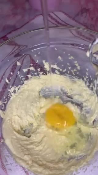 Foto langkah ke 2 dari resep Cornflakes cookies.