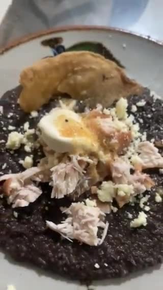 Foto del paso 4 de la receta: Frijoles negros refritos con manteca de cerdo 🐽