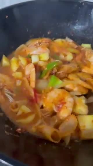 Foto langkah ke 8 dari resep Udang Saos Asam Manis.