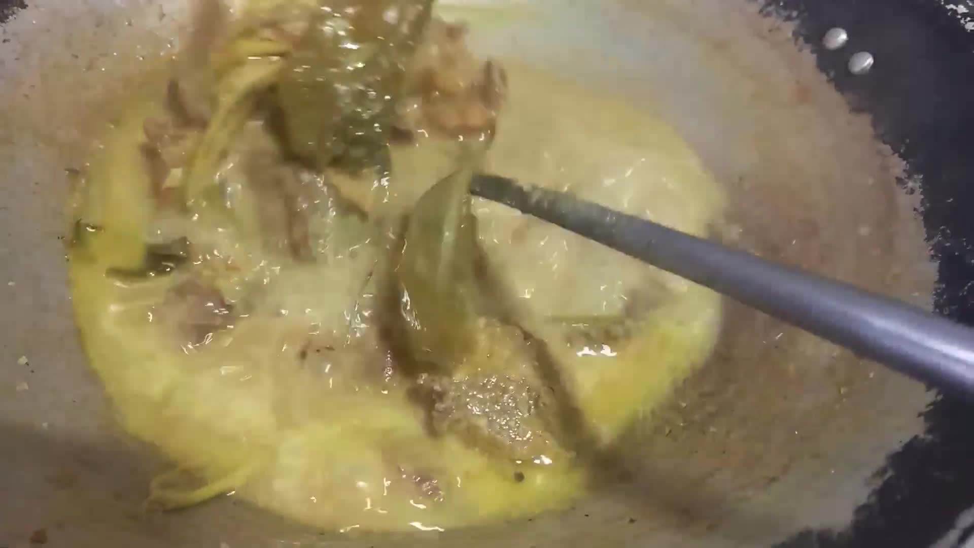 Foto langkah ke 4 dari resep Gulai Sapi.