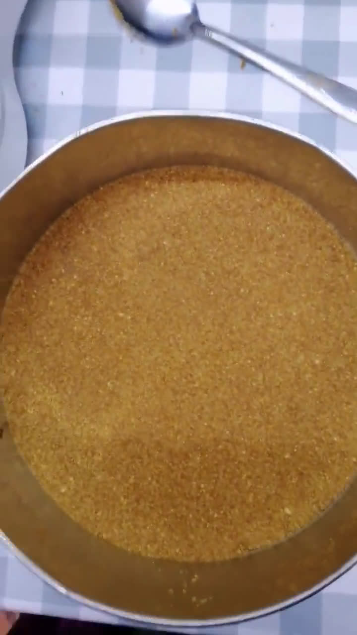 صورة لخطوة 3 من وصفة تشيز كيك اللوتس 🥮🥧