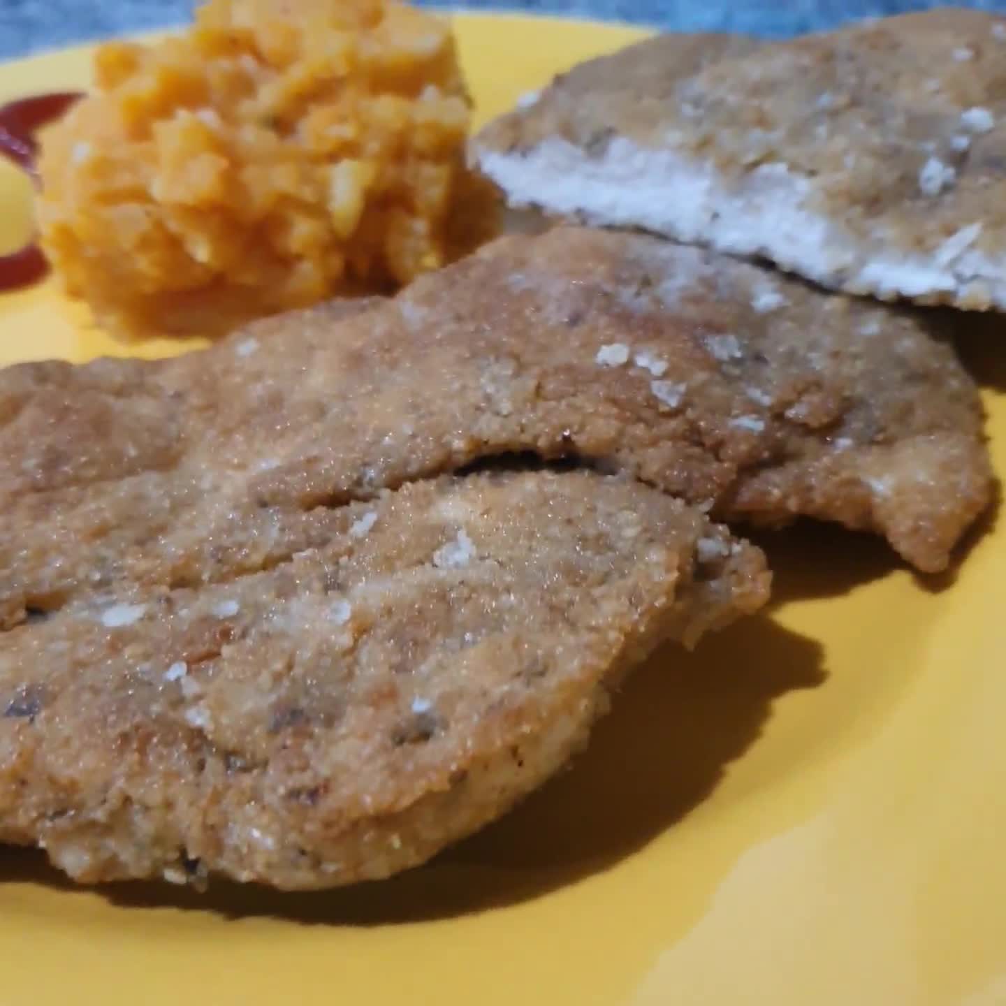 Foto del paso 4 de la receta: Milanesa de supremas de pollo 🍽